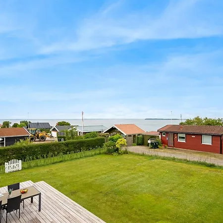 Dragan - 50m From The Sea By Interhome *