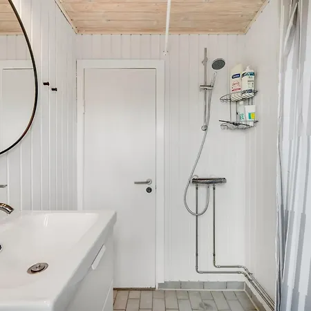 Dragan - 50m From The Sea By Interhome Ferienhaus