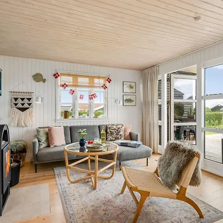 Dragan - 50m From The Sea By Interhome Ferienhaus *