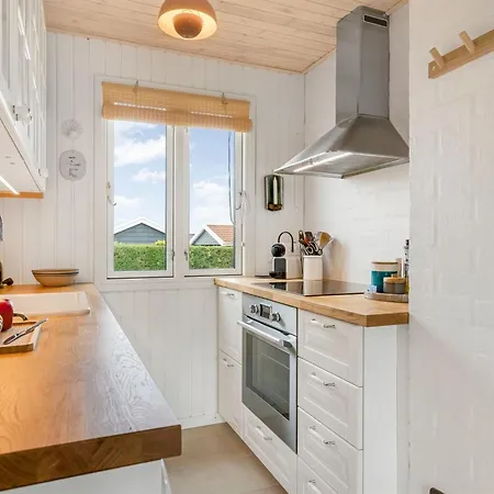 Dragan - 50m From The Sea By Interhome Feriehus Hejls