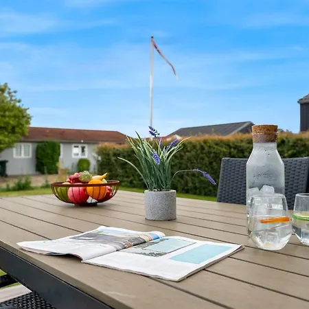 Dragan - 50m From The Sea By Interhome Ferienhaus Hejls