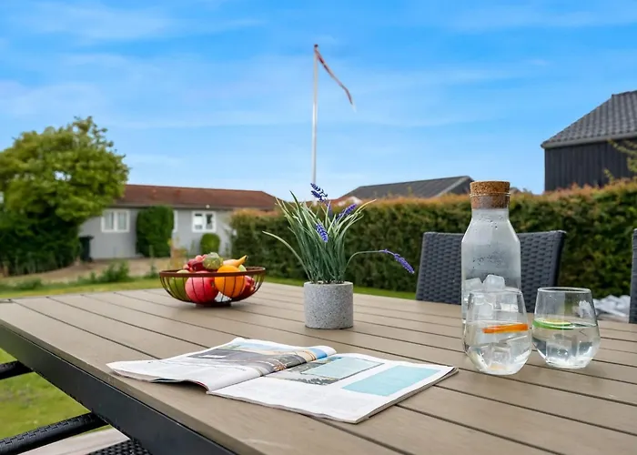 Dragan - 50m From The Sea By Interhome