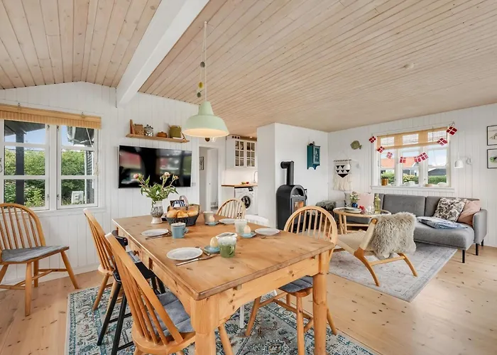 Dragan - 50m From The Sea By Interhome